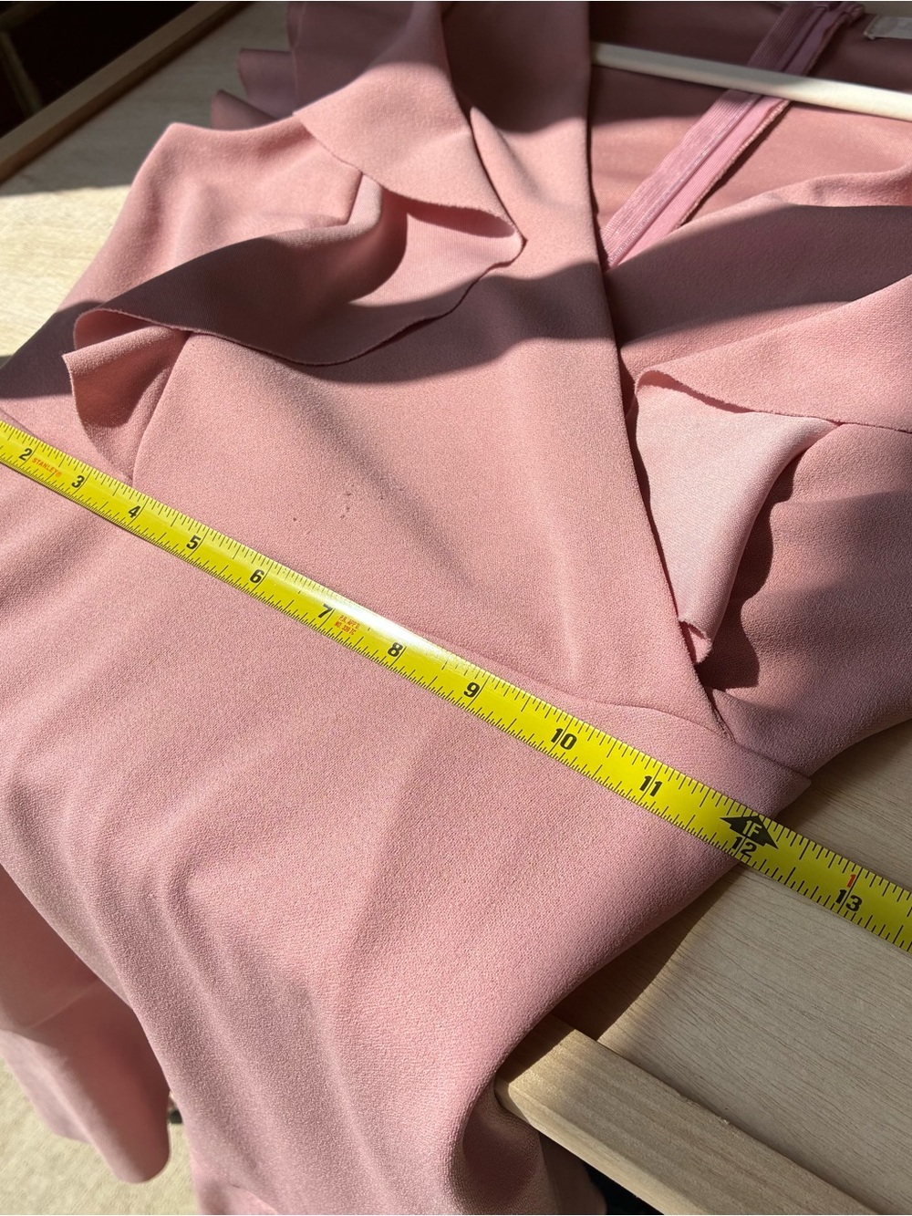 Altar’d State Short Sleeve Fit & Flare V Neck Dress Size Med Rose‎ Pink
Feminine - Picture 10 of 11